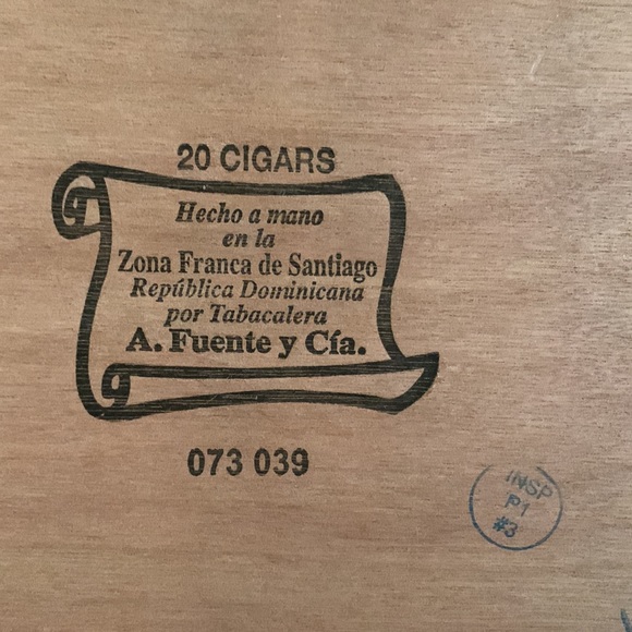 Arturo Fuente Republica Dominicana Chateau Fuente Empty Wooden Cigar Box 7pc Set - Picture 7 of 8